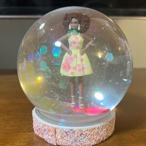 BARBIE Snow Globe